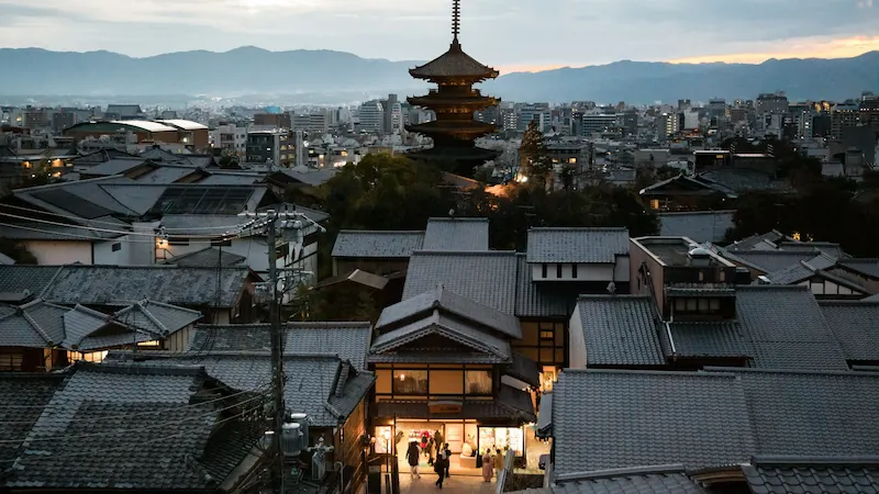 Higashiyama neighborhood in Kyoto
