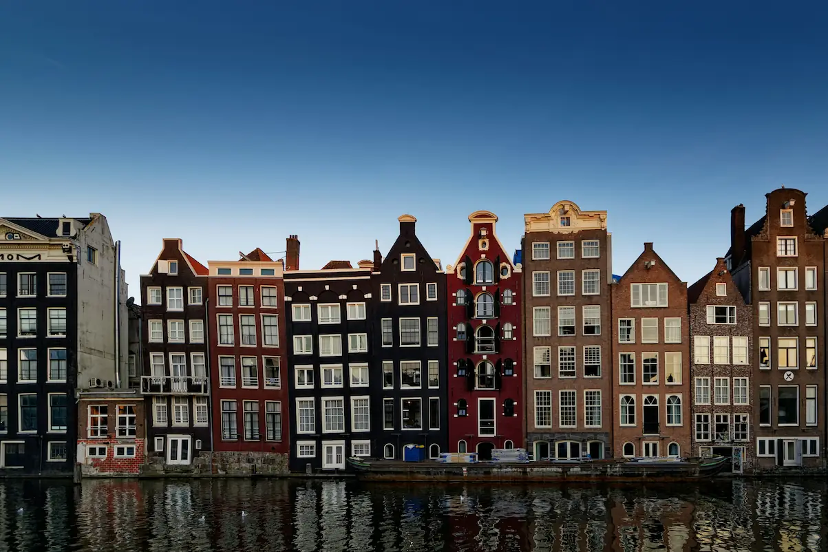 Amsterdam travel guide