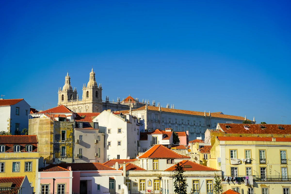 Lisbon travel guide