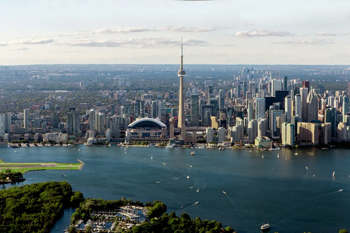 Toronto travel guide