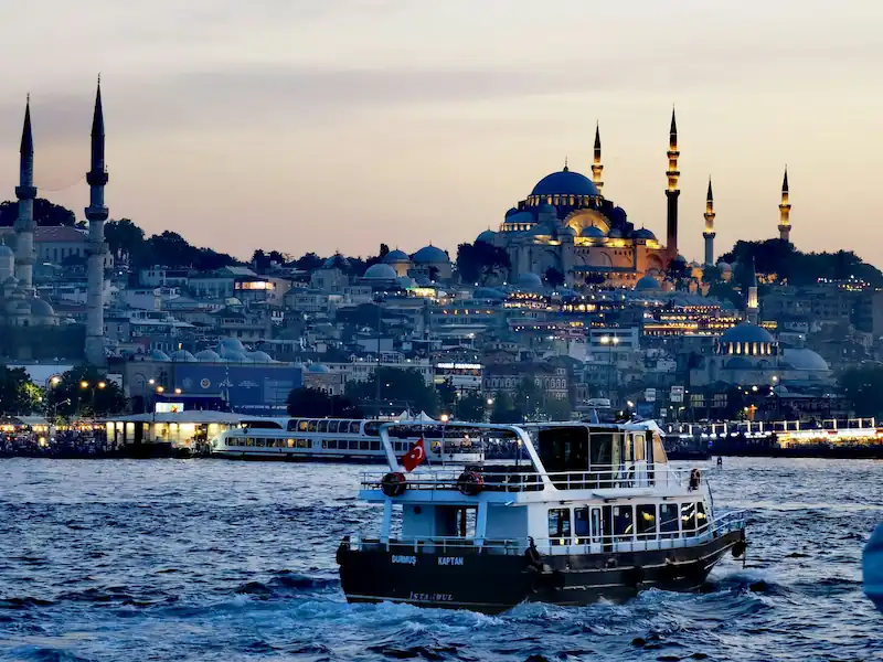 2 Days in Istanbul: The Essential Historic Core, Bosphorus, Balat, and Fener Route