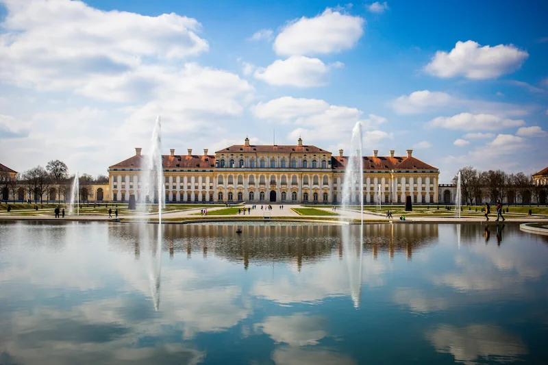 7 Days in Munich: A Deep City Week of Palaces, Museums, Parks, Modern Architecture, and Local Evenings