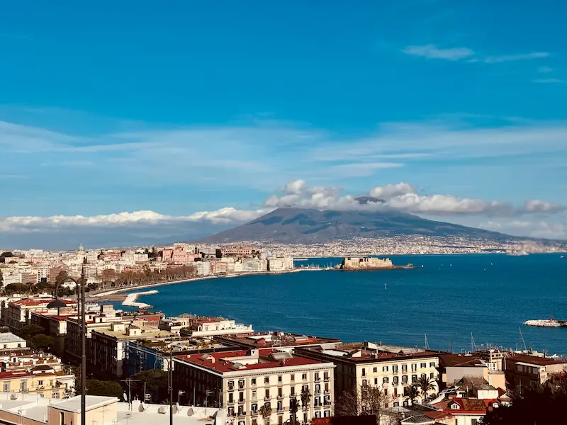 2 Days in Naples: The Essential Historic Center, Museum, Hill View, and Bay Route